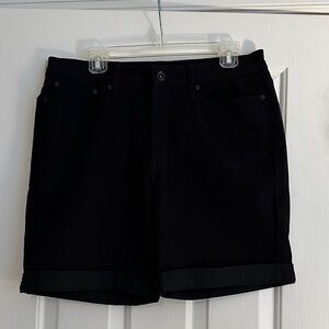 DKNY Black Cuffed Women's Shorts